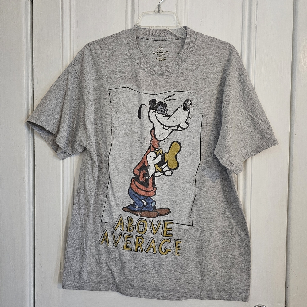 Walt Disney World Hanes Goofy Above Average Men's Large Distressed Gray Tee